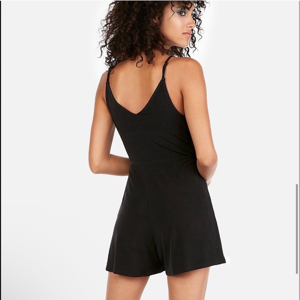 Express‎ Tie Waist Wrap Surplice Black Romper Shorts Playsuit Size Small NEW - Picture 5 of 12